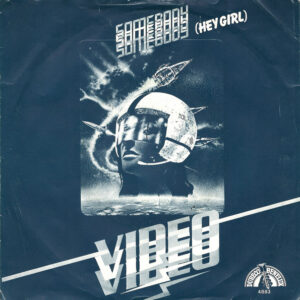 Video – Somebody (Hey Girl)